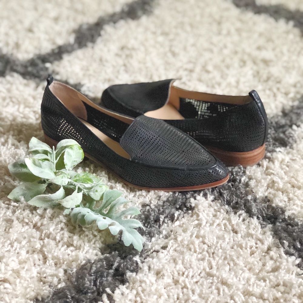 Vince Camuto Black Leather Loafers Size 9